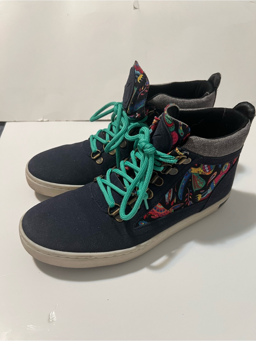 INKKAS Zocalo Vegan Camping Boots Floral Bird Design Boho Skater SZ 7 - Picture 8 of 13